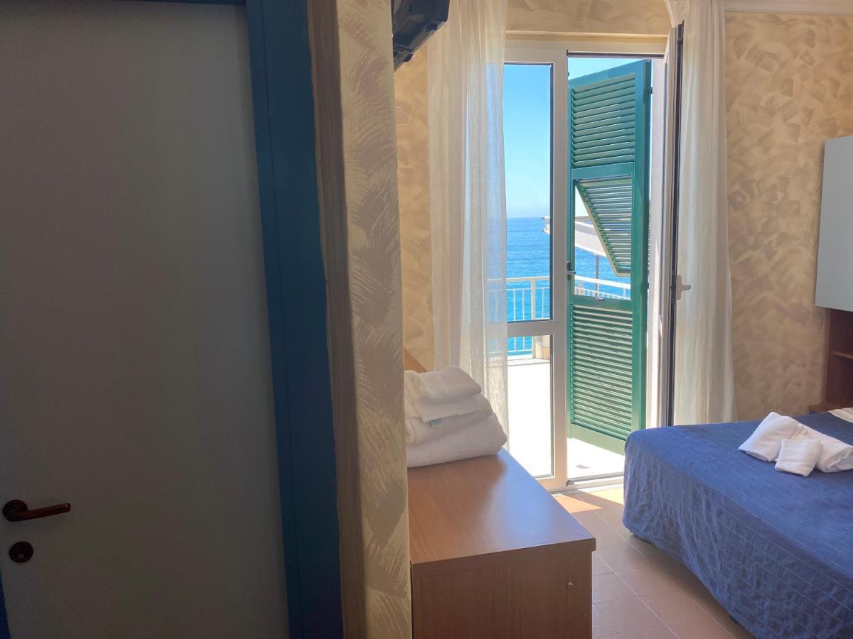 Hotel Caravella Deiva Marina Exterior foto